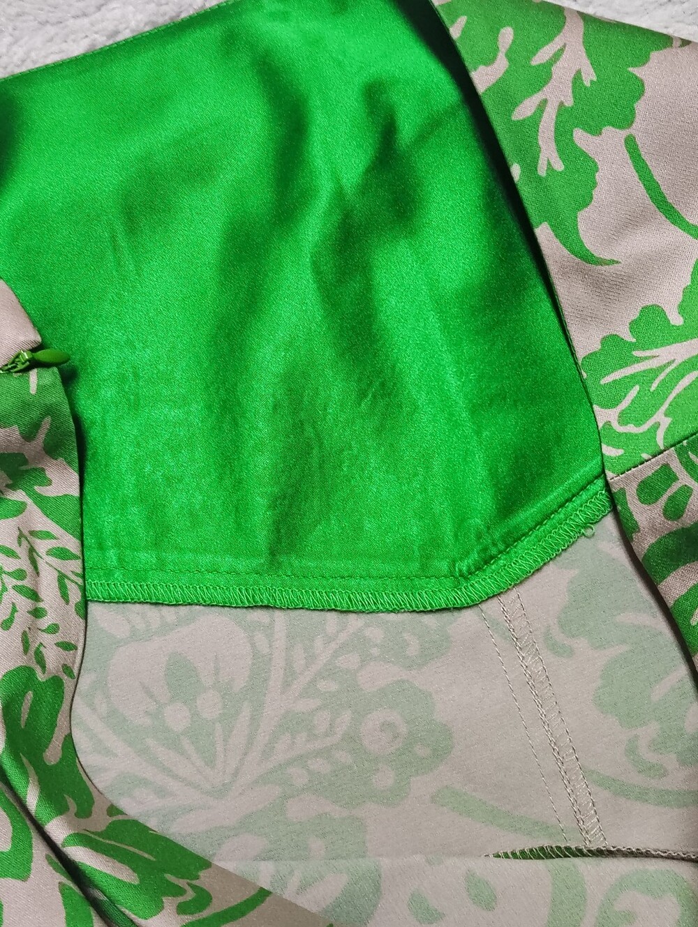 Diane von Furstenberg Harleena Silk Blend Skirt Women's 6 Green / Beige Floral - Picture 5 of 10